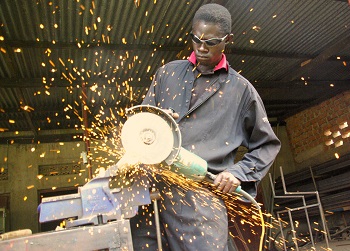 Professional showing their skill on Prosnect